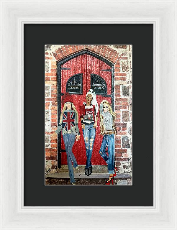 Photoshoot Girls - Framed Print